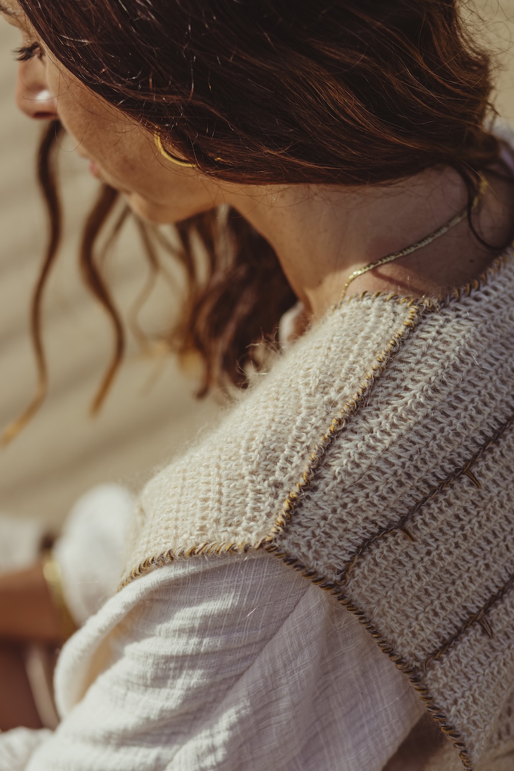 KIT CHALECO DUNA CROCHET CONSCIENTE - Imagen 6